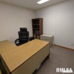 734 AVENUE OF THE CITIES Avenue  East Moline IL 61244