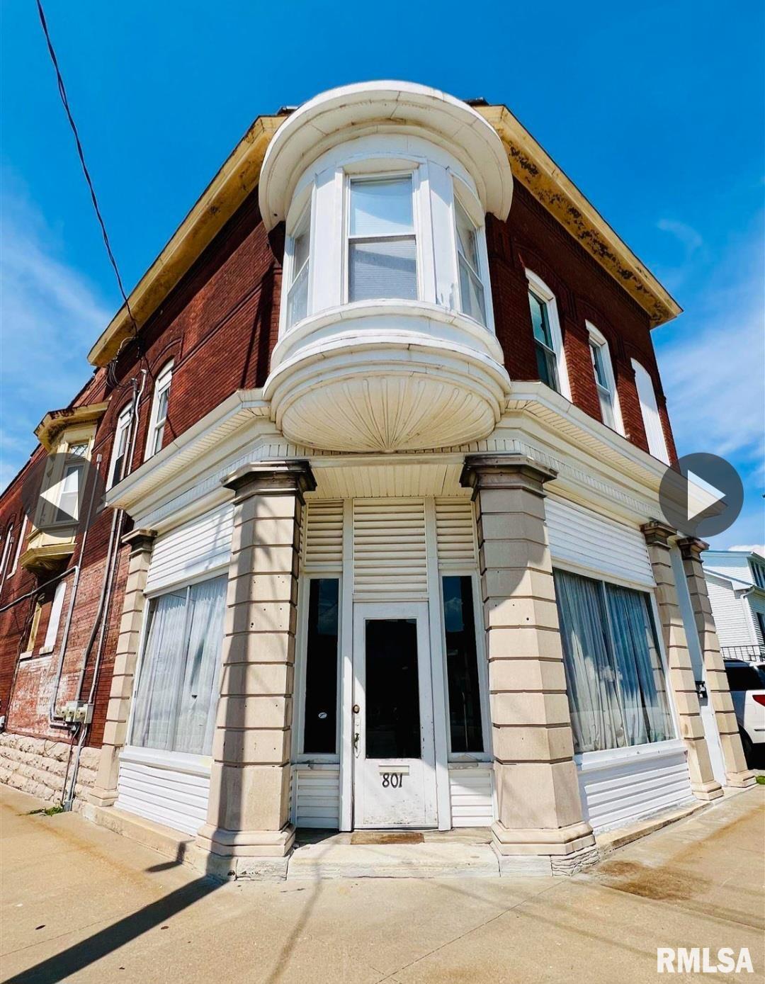 805 MONROE Street  Quincy IL 62301