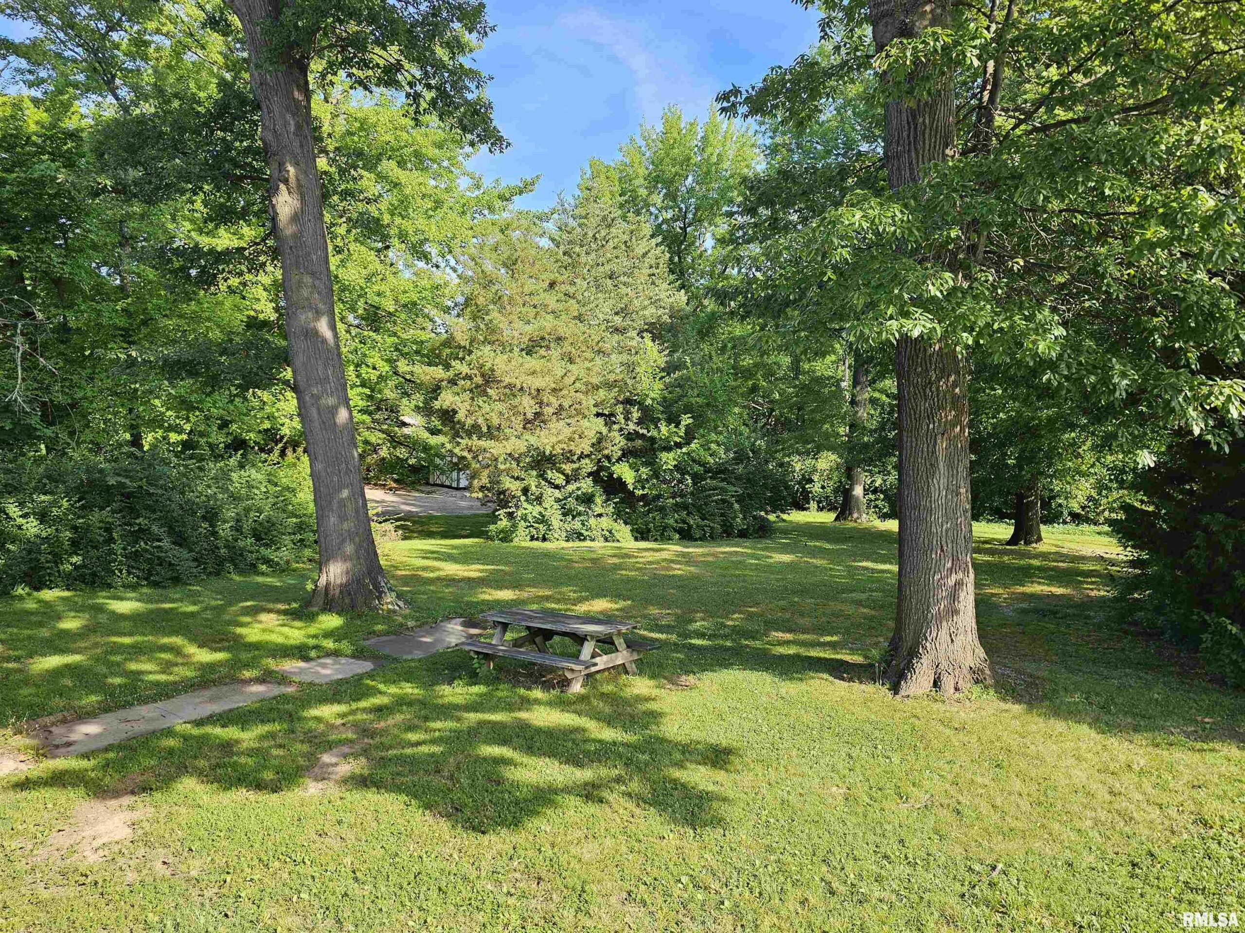 2006 BROADWAY   Mt Vernon IL 62864