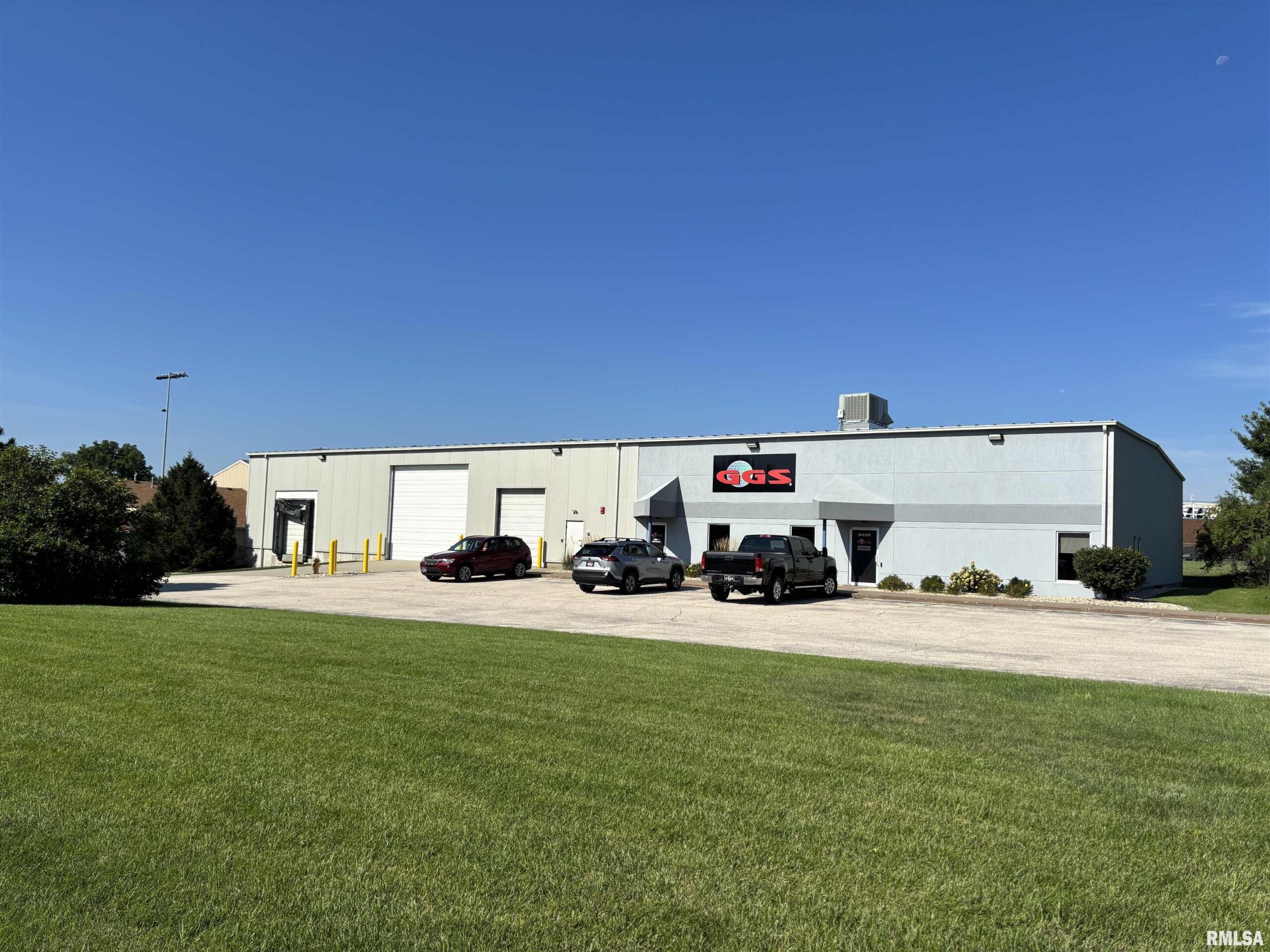 5430 SHERIDAN Street  Davenport IA 52806