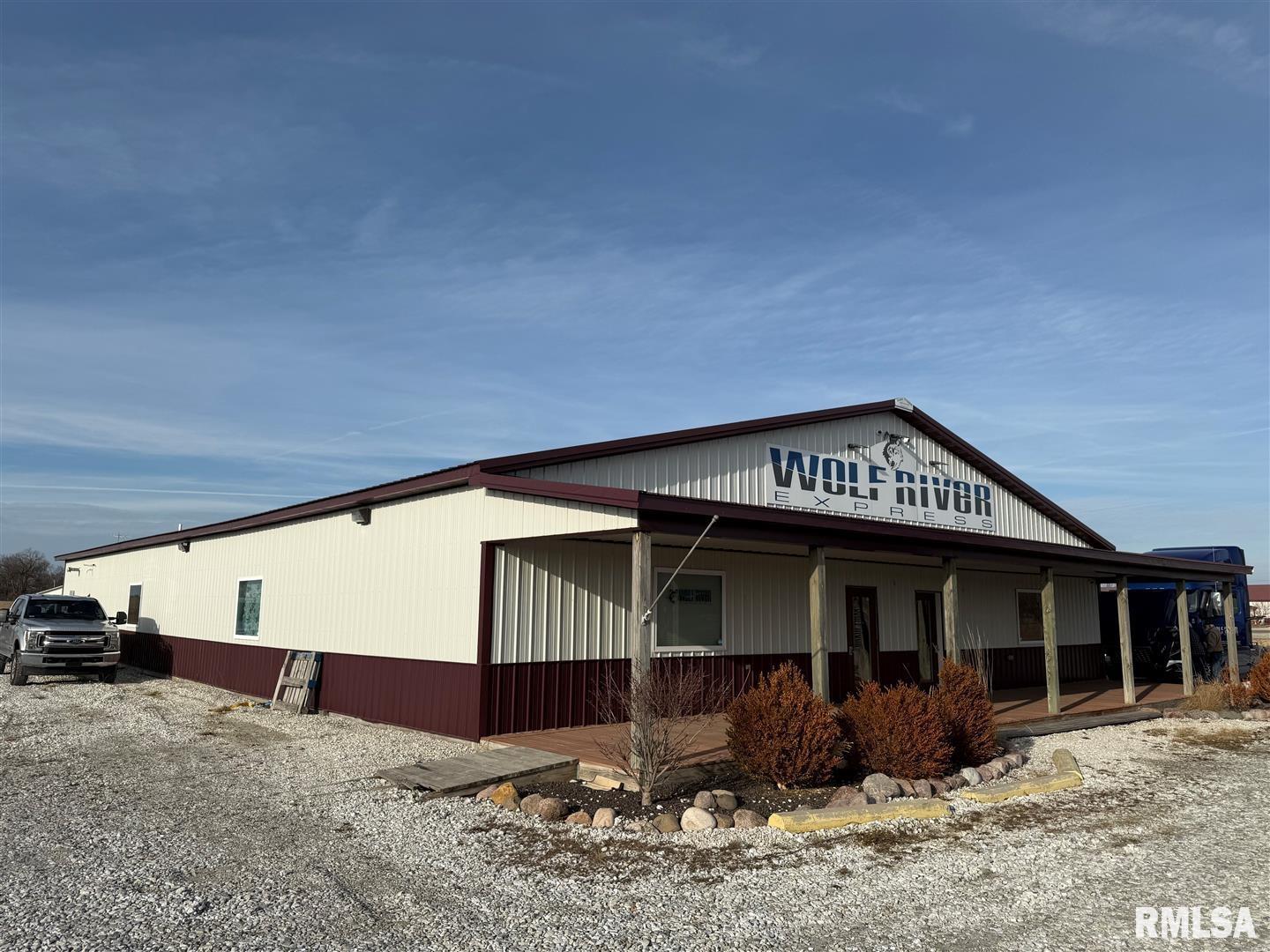 8440 US HWY 136 Highway  Colchester IL 62326