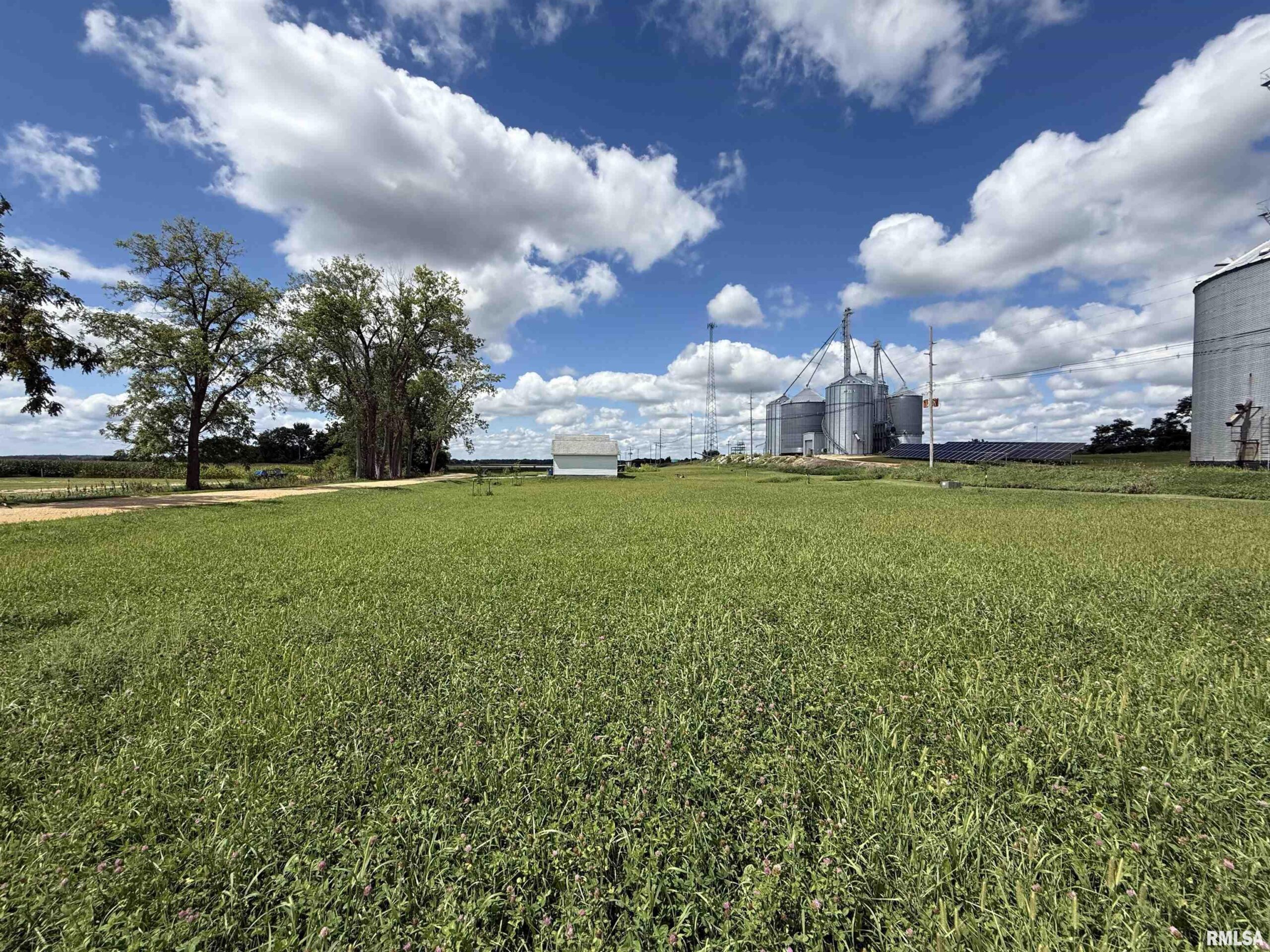 104 Creek Road Calamus IA 52729