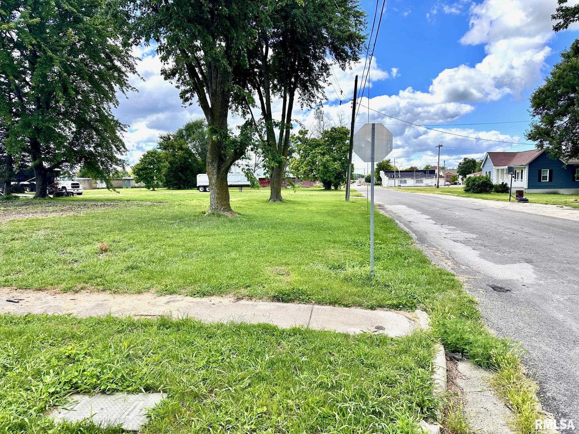 511 EAST Street  Jacksonville IL 62650