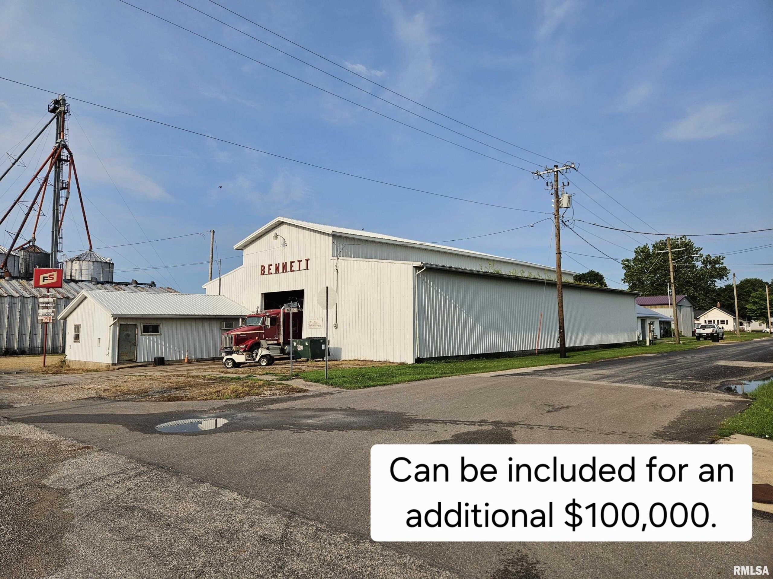 20 MAIN Street  Bennett IA 52721