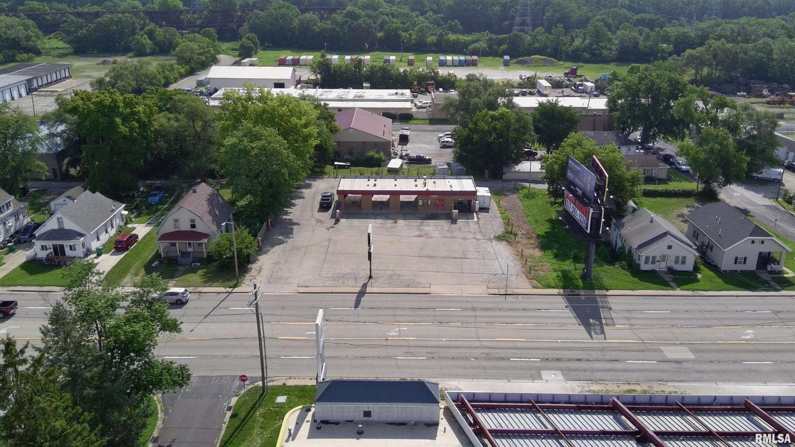 500 MCKINLEY Avenue  Bartonville IL 61607
