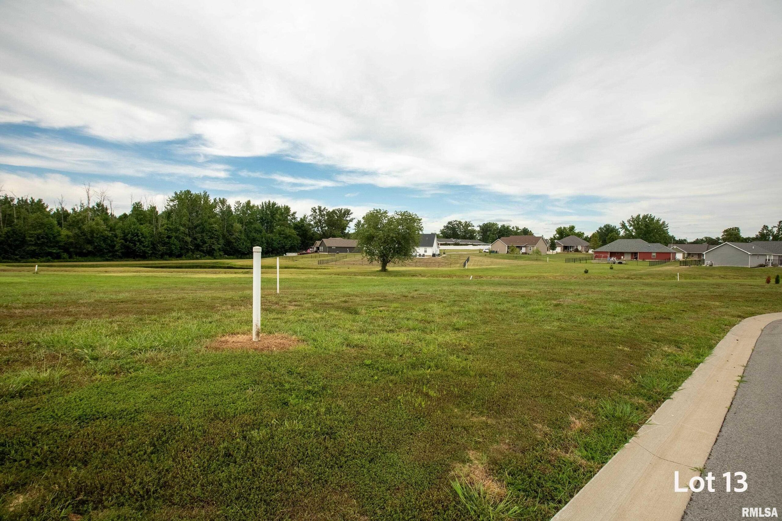 1303 WAYNE Avenue Marion IL 62959