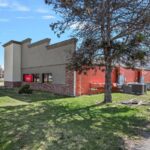 3101 MACARTHUR Boulevard End-Cap Springfield IL 62704