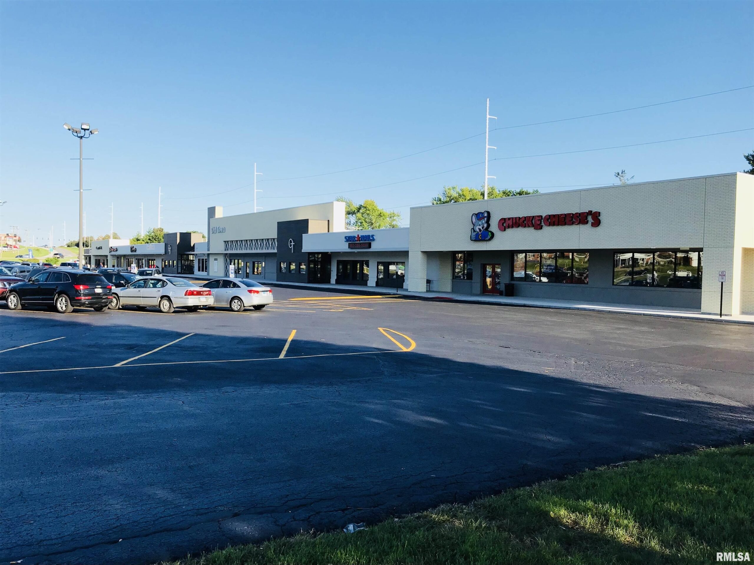 903 KIMBERLY Road 20 Davenport IA 52807