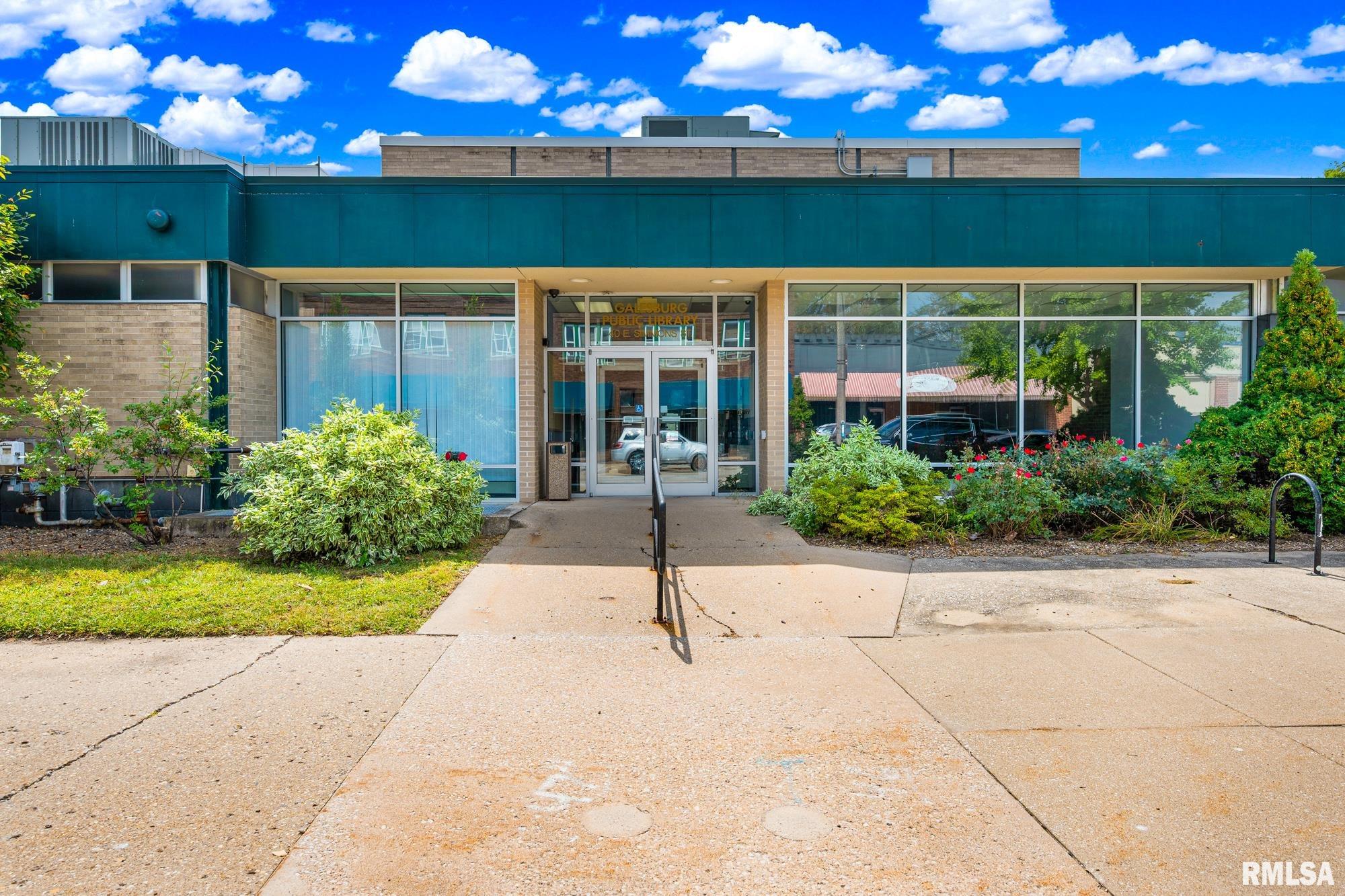 40 SIMMONS Street  Galesburg IL 61401