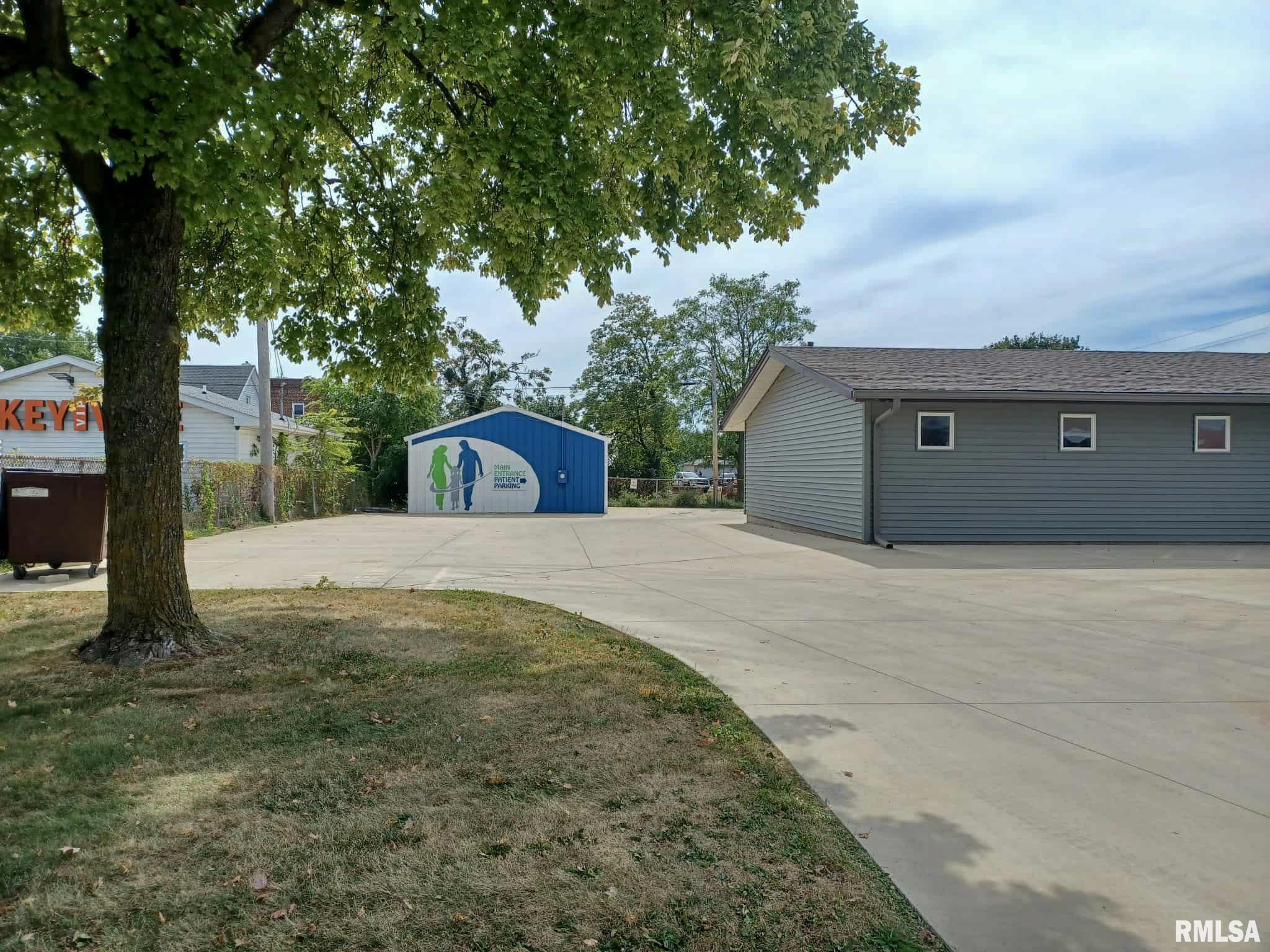 410 ELM Street  Canton IL 61520