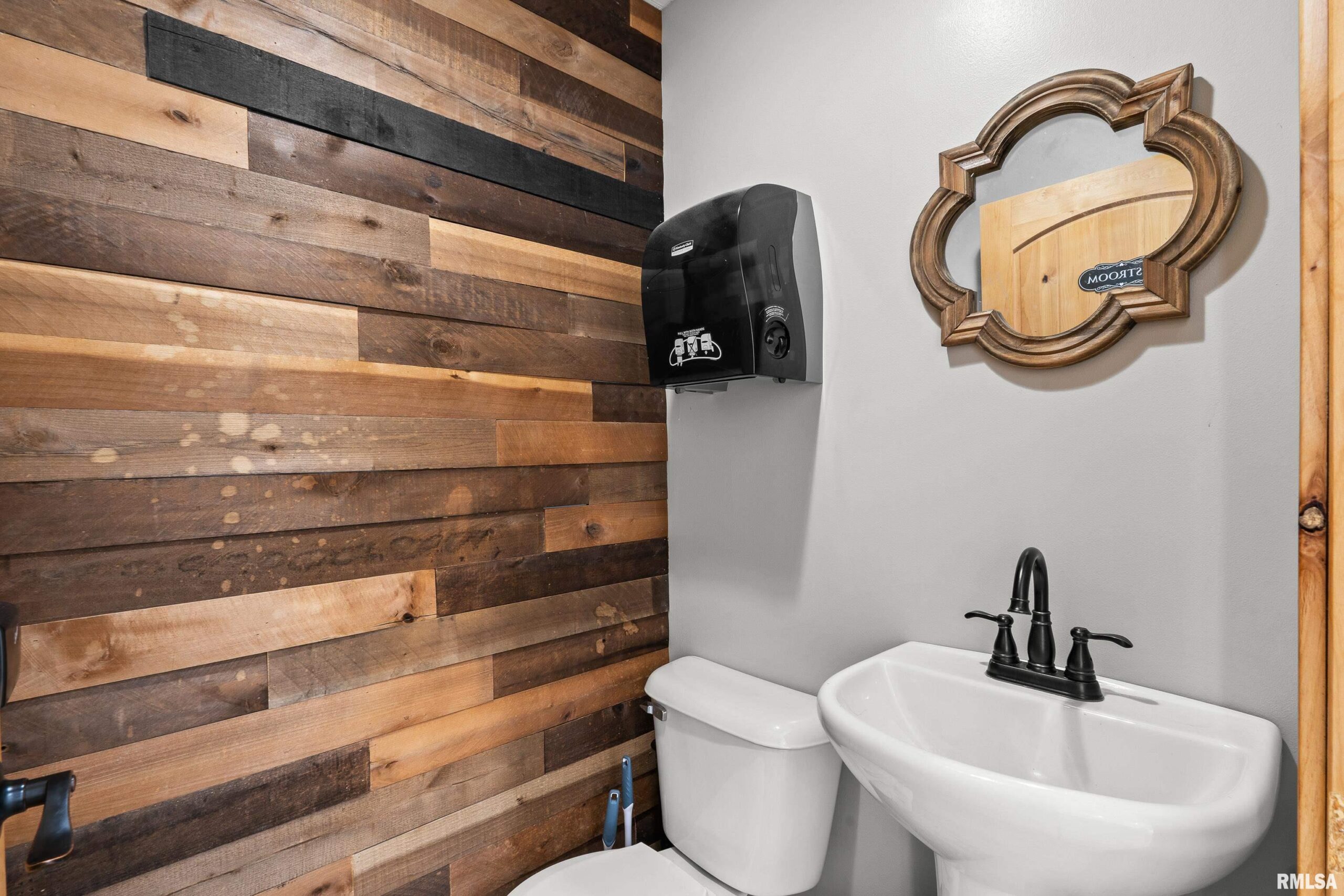 601 CONCORD Street Davenport IA 52802