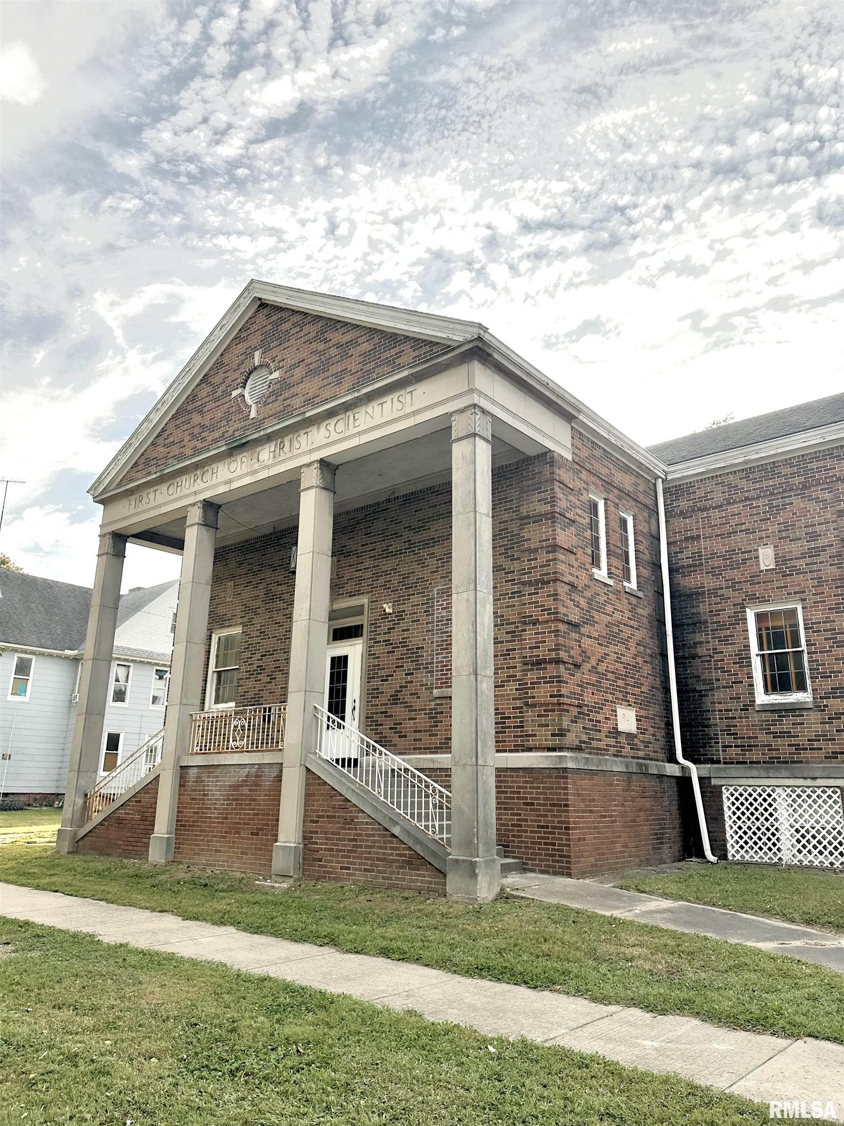 421 BROADWAY   Centralia IL 62801