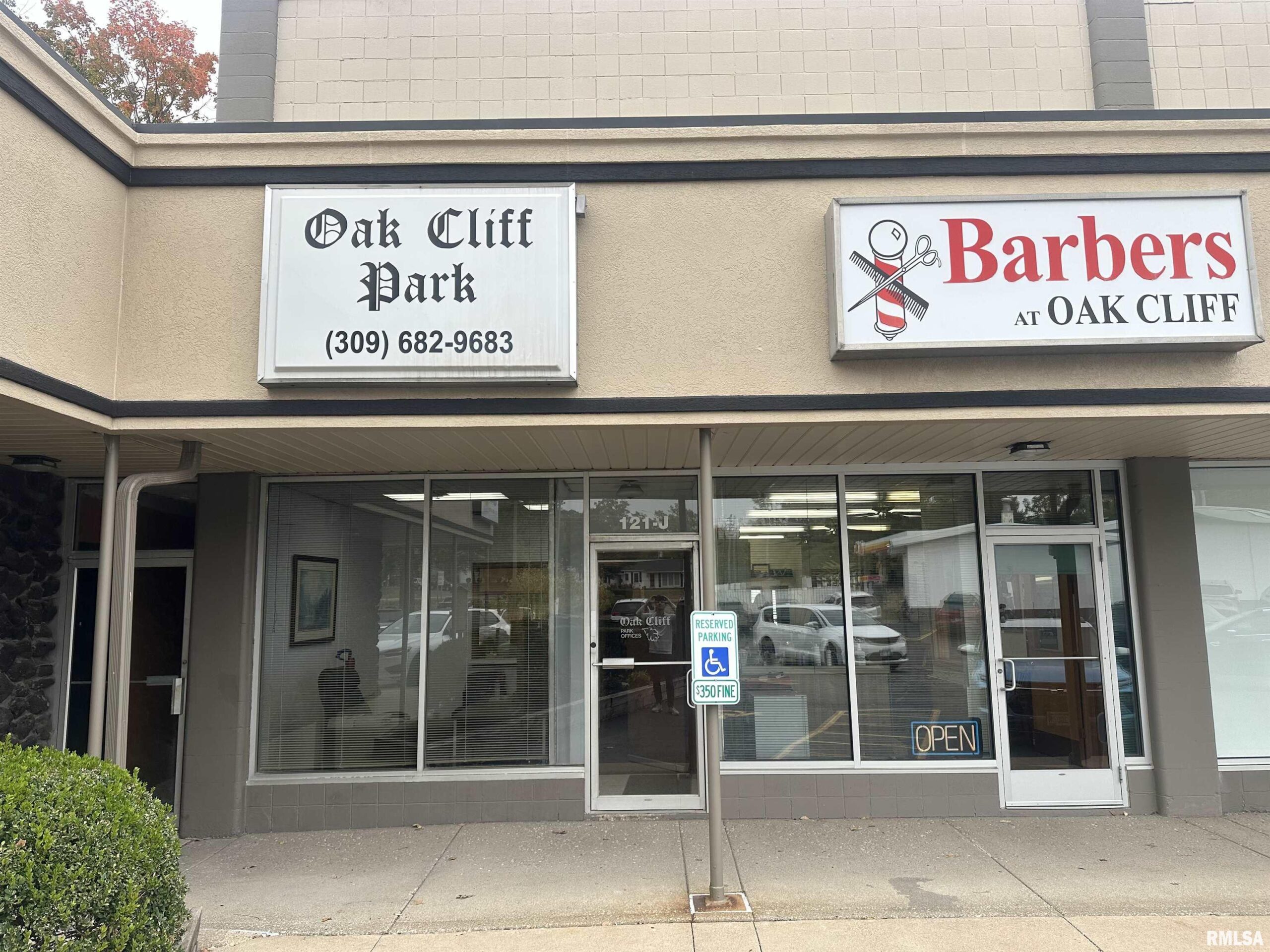 121 LAKE Avenue Suite J Peoria IL 61614