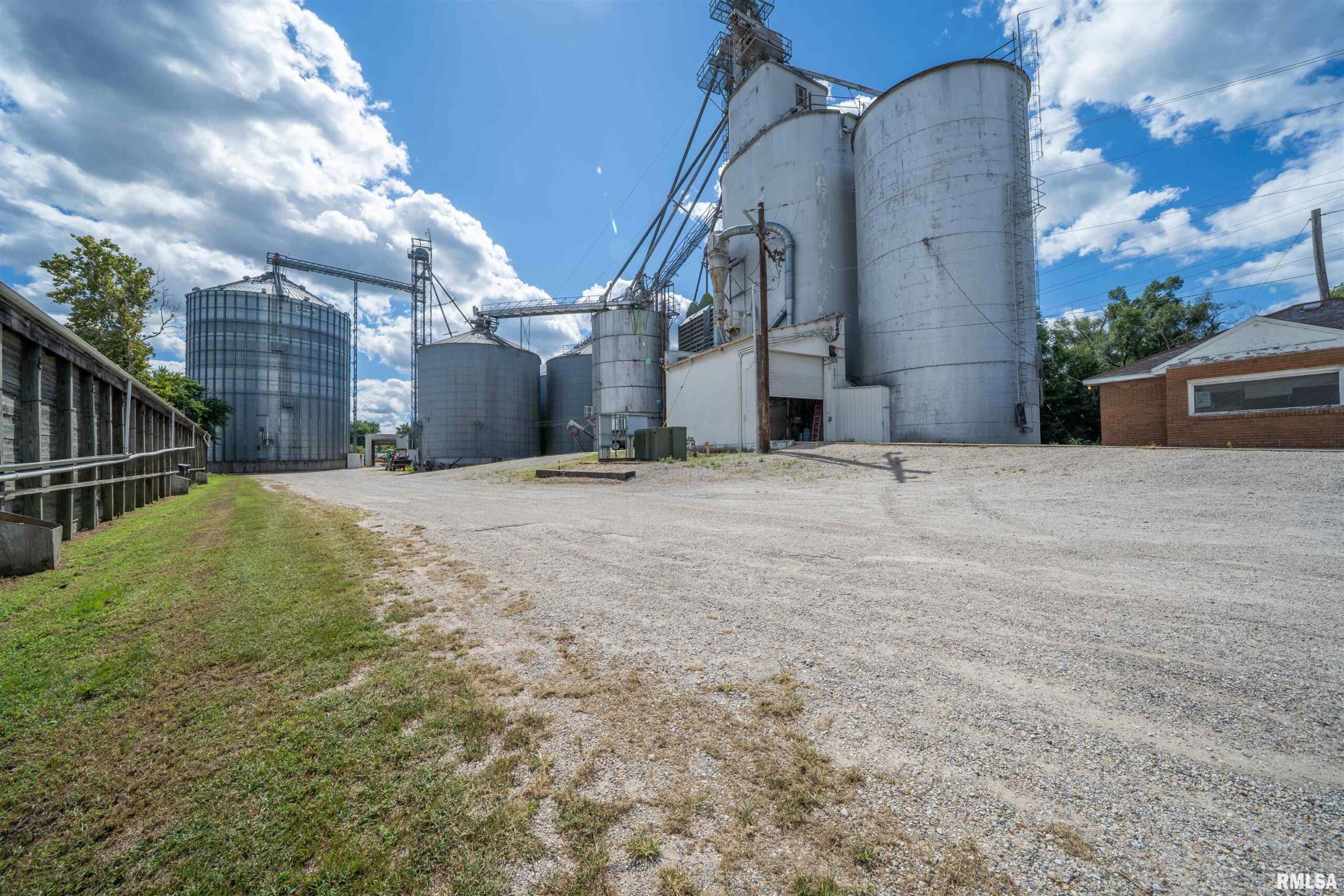 600 BROADWAY Street  Manito IL 61546