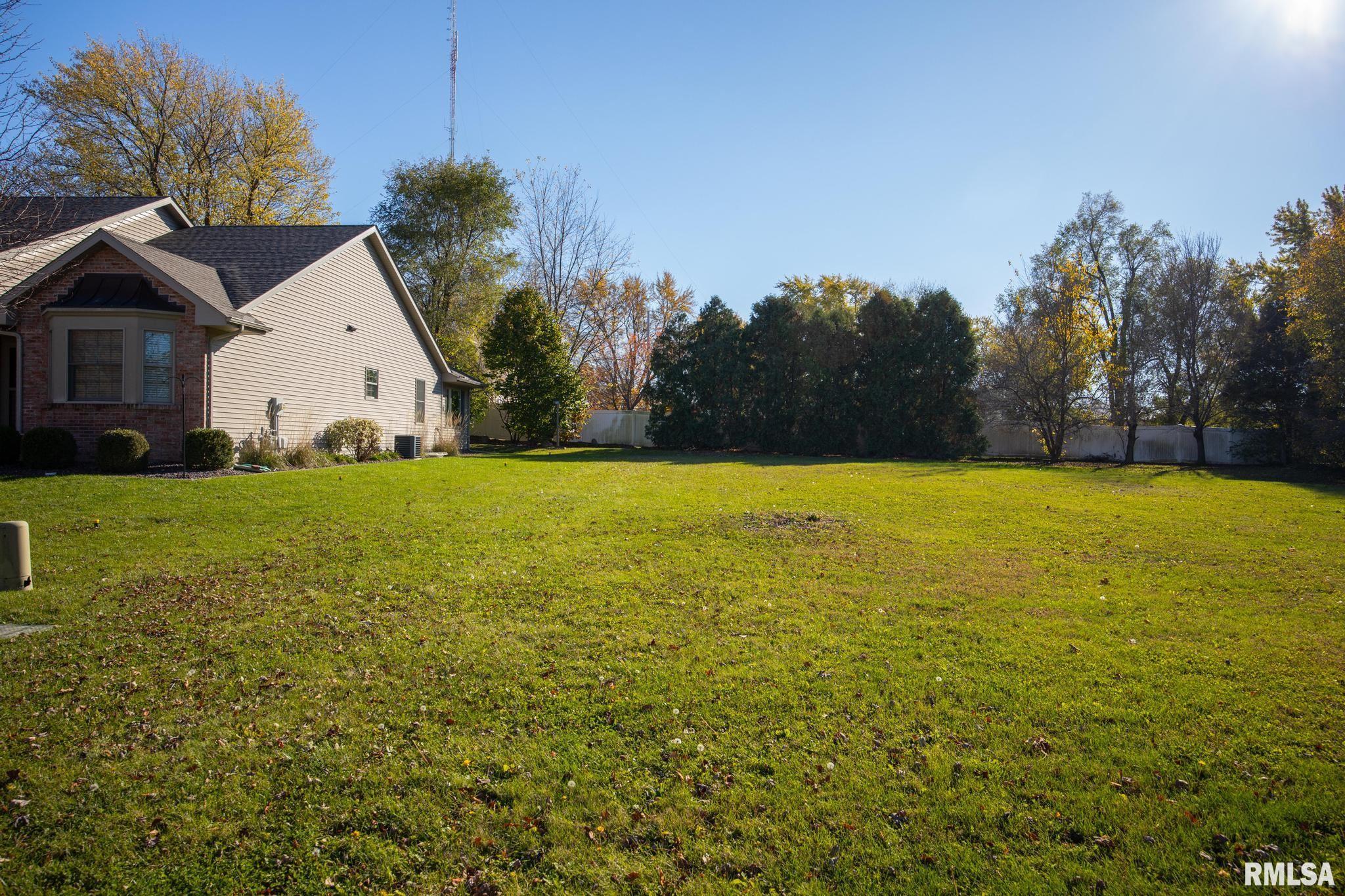 130 SUSAN Court East Peoria IL 61611