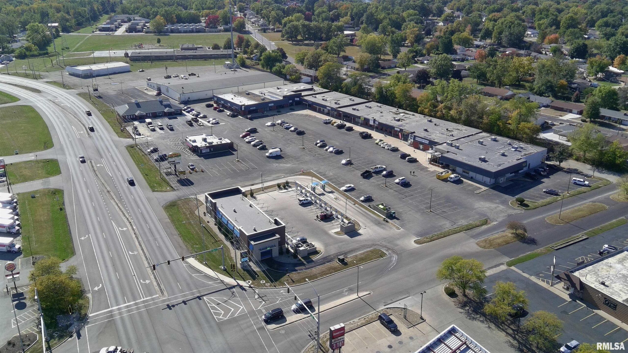 2970 COURT Street Pekin IL 61554