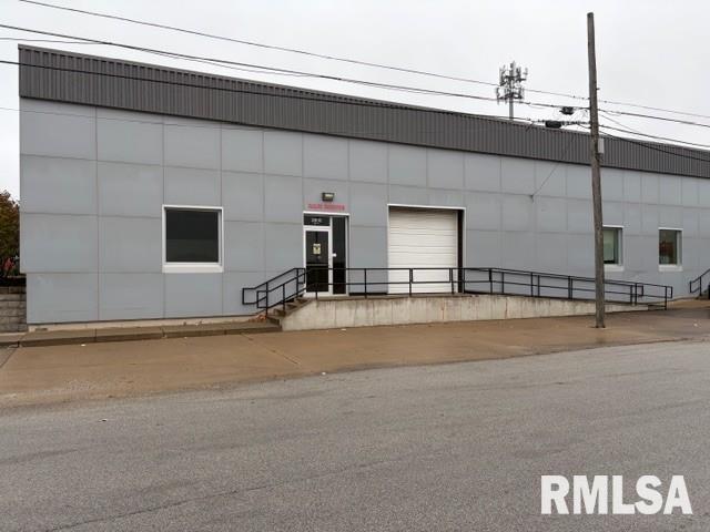 3800 RIVER Drive  Moline IL 61265