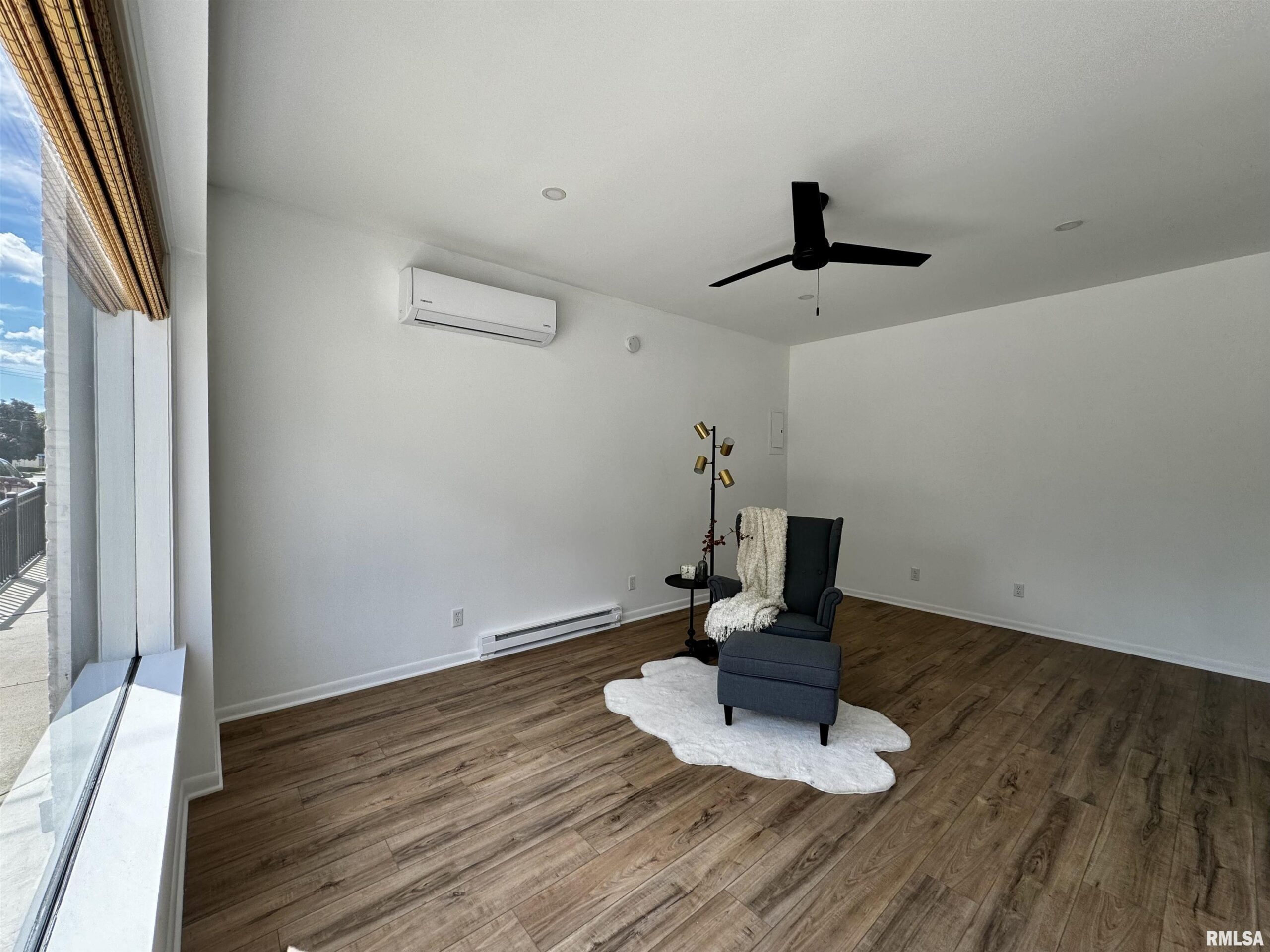 20 SIDE Square  Macomb IL 61455