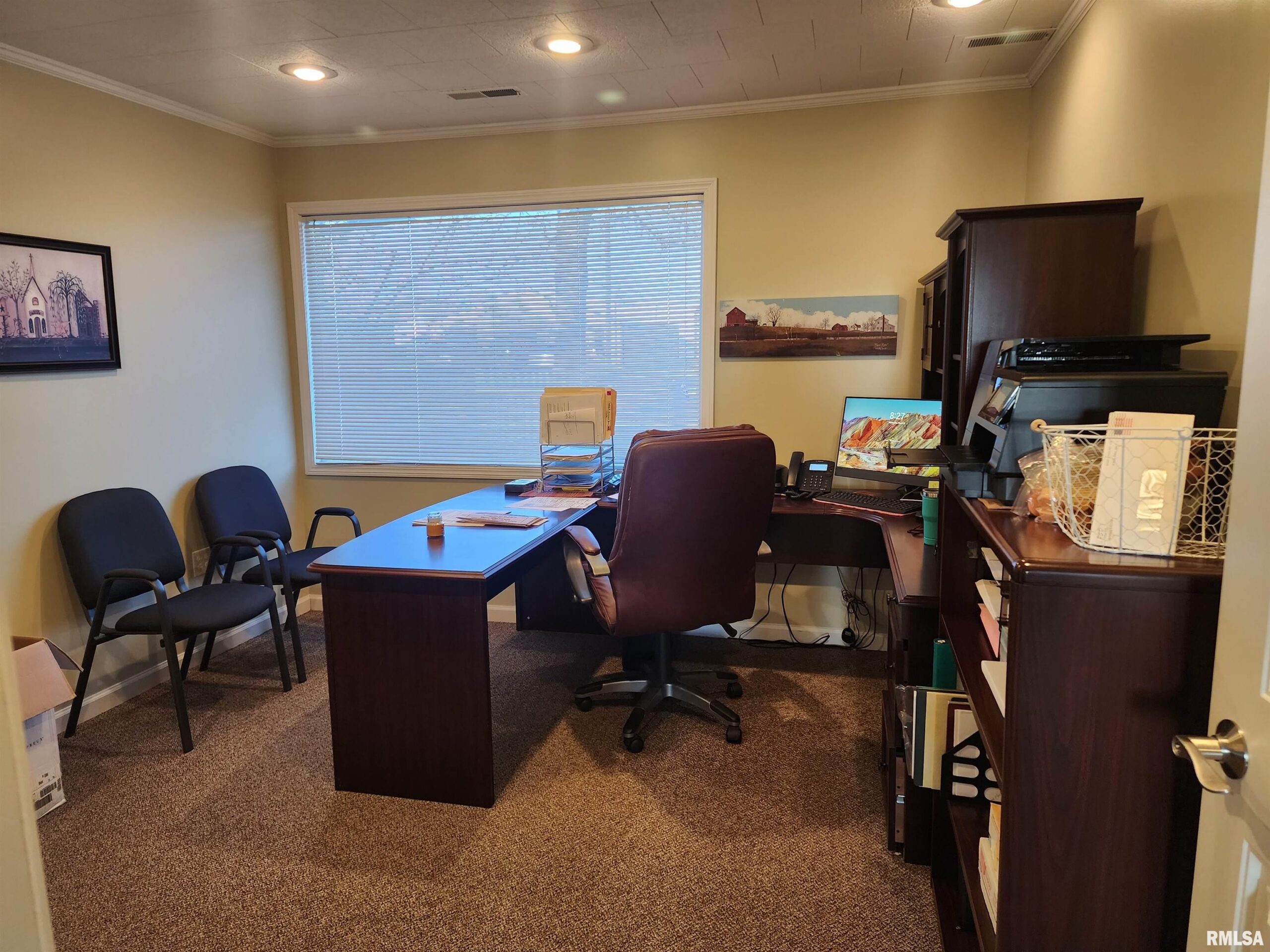 1014 MAIN Street Harrisburg IL 62946