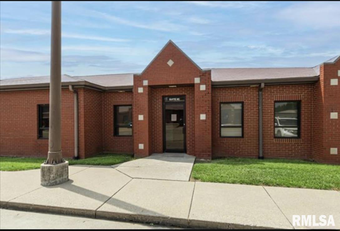 1009 42ND Street Suite 5 Mt Vernon IL 62864