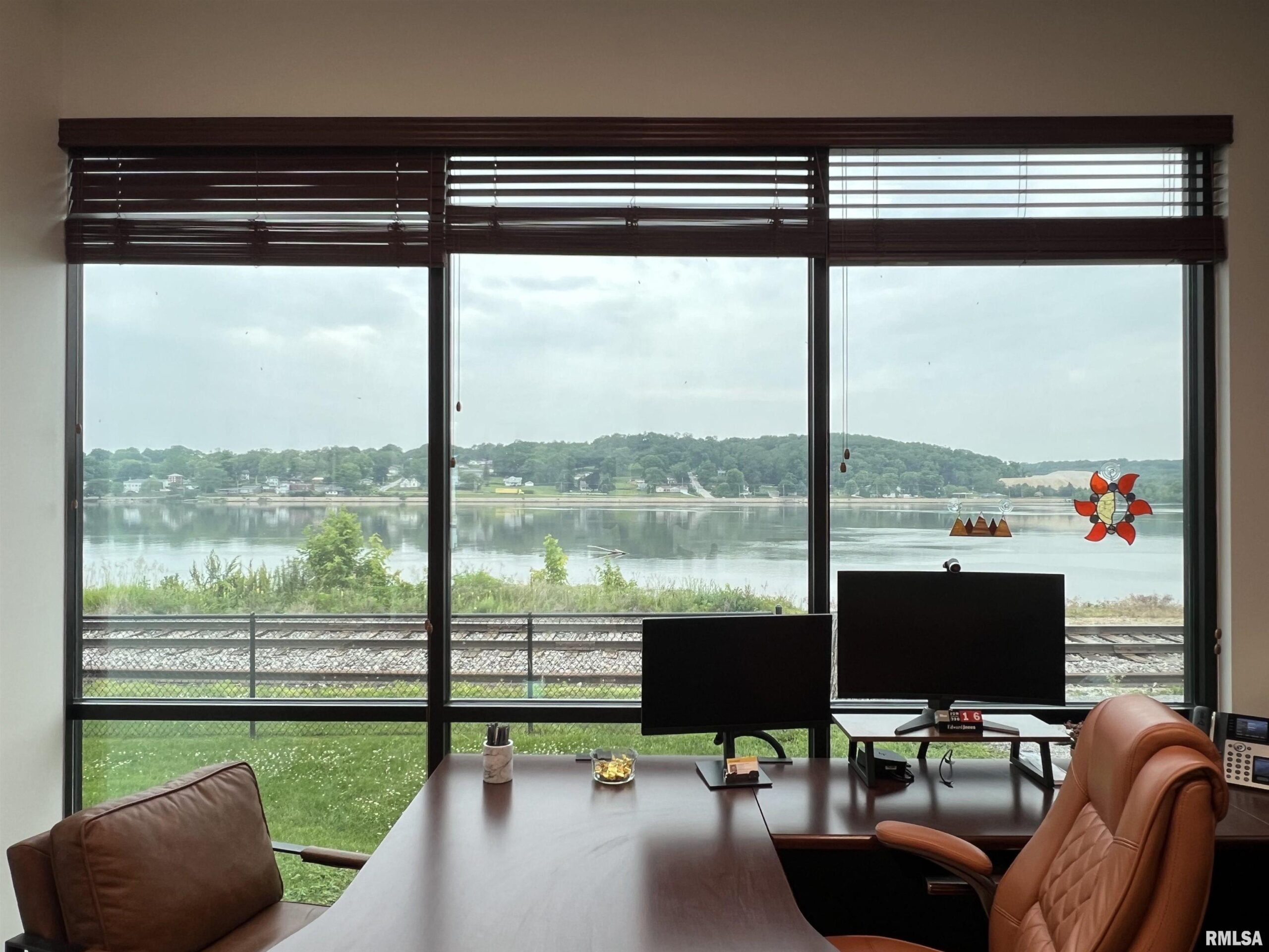 215 & 219 MAIN Street Port Byron IL 61275