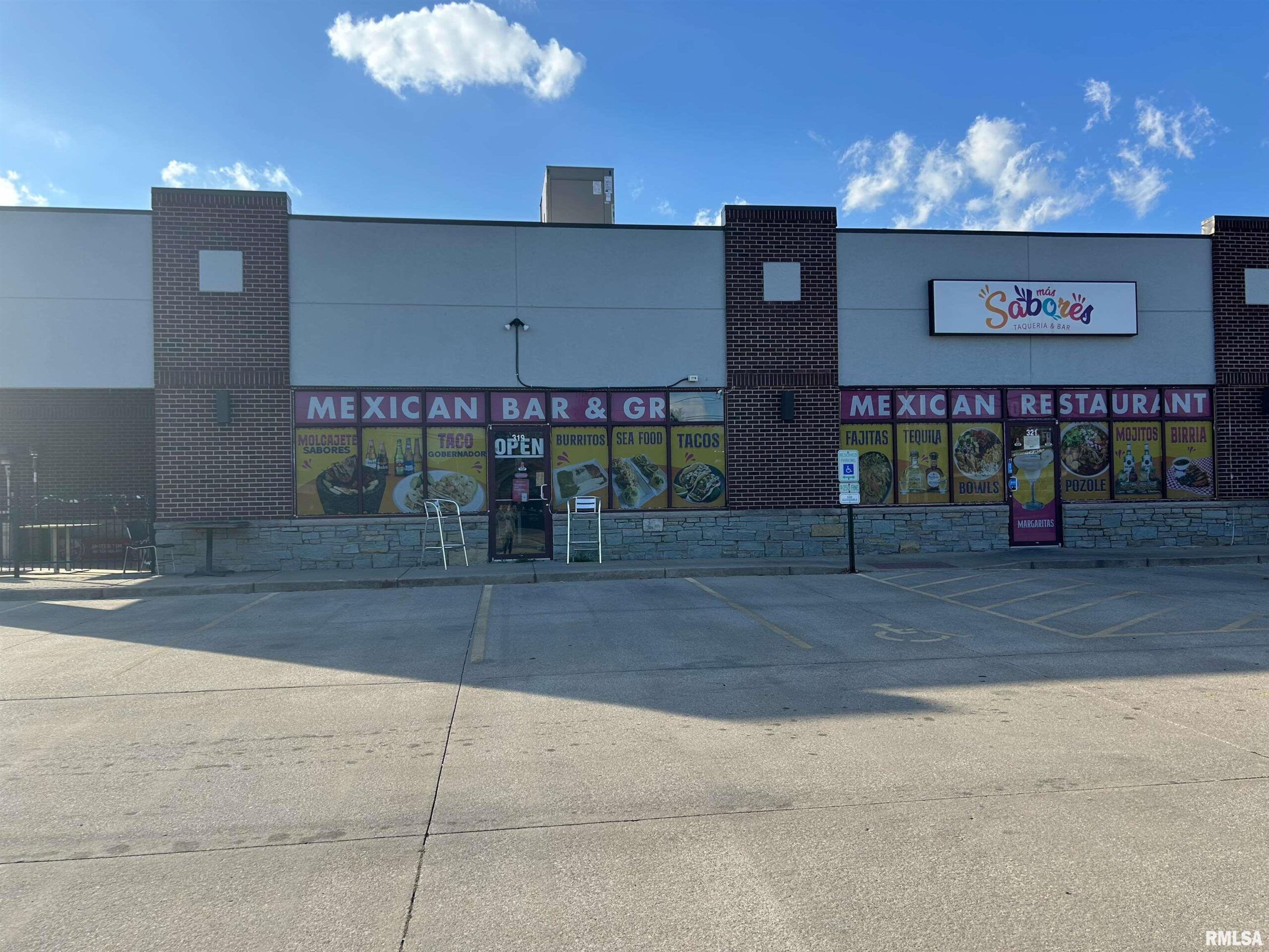 325 MAIN Street  Chatham IL 62629