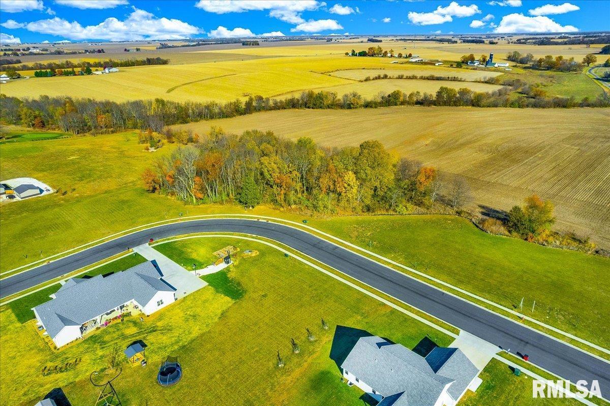 000 HICKORY RUN Road Elmwood IL 61529