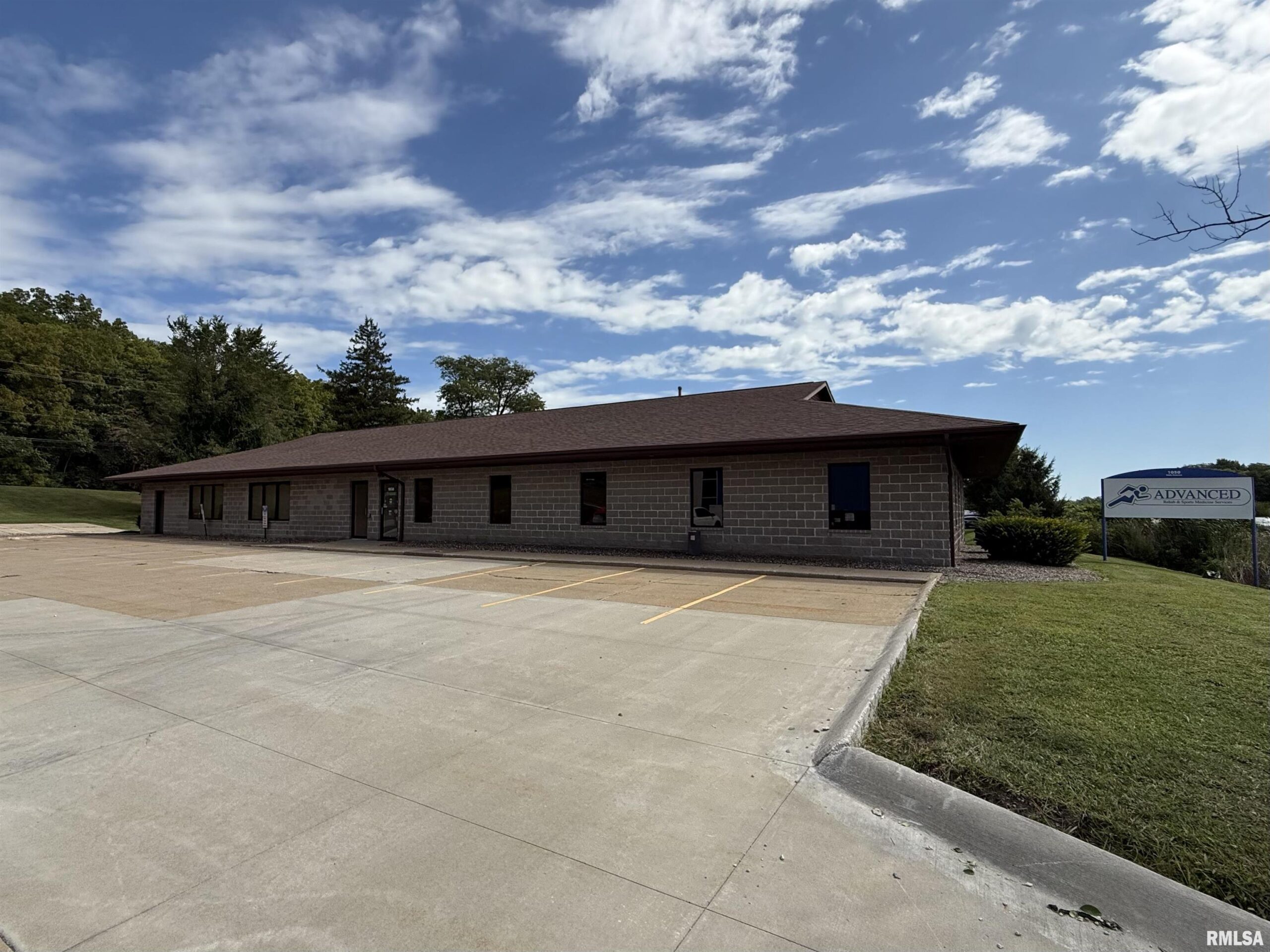 1050 36TH Avenue Moline IL 61265