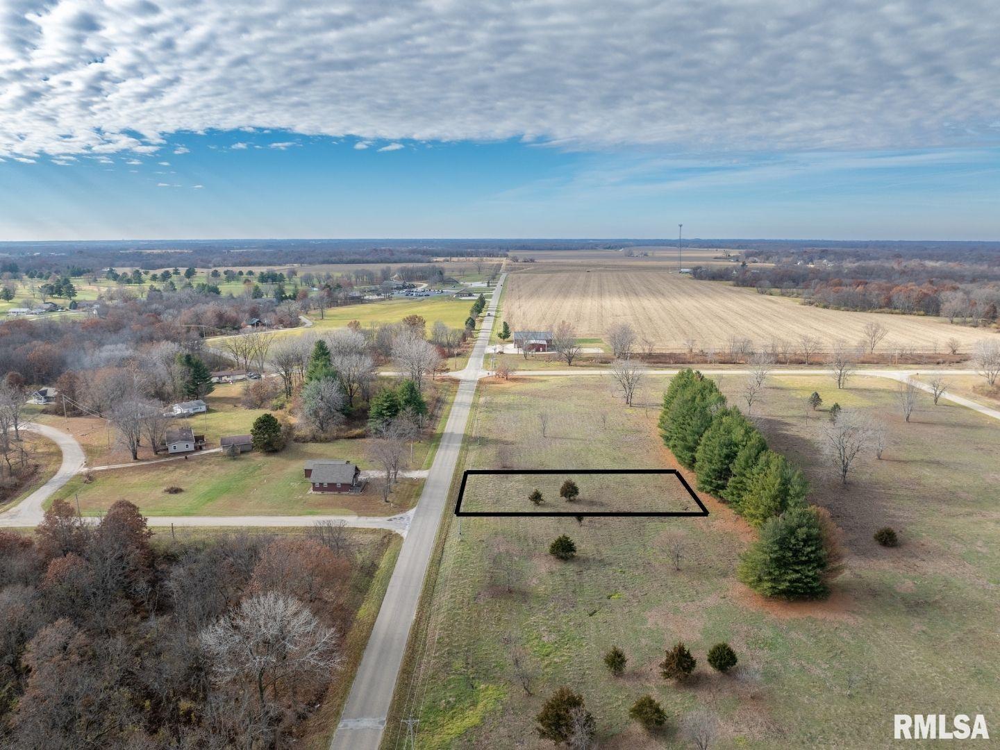 247 SOUTH LAKEVIEW Road  Dahinda IL 61428