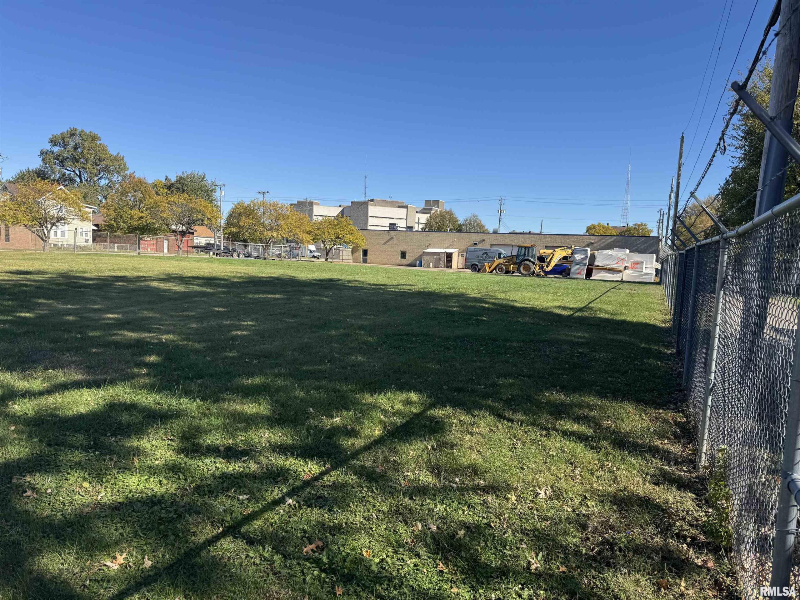 1228 3RD Avenue Rock Island IL 61201