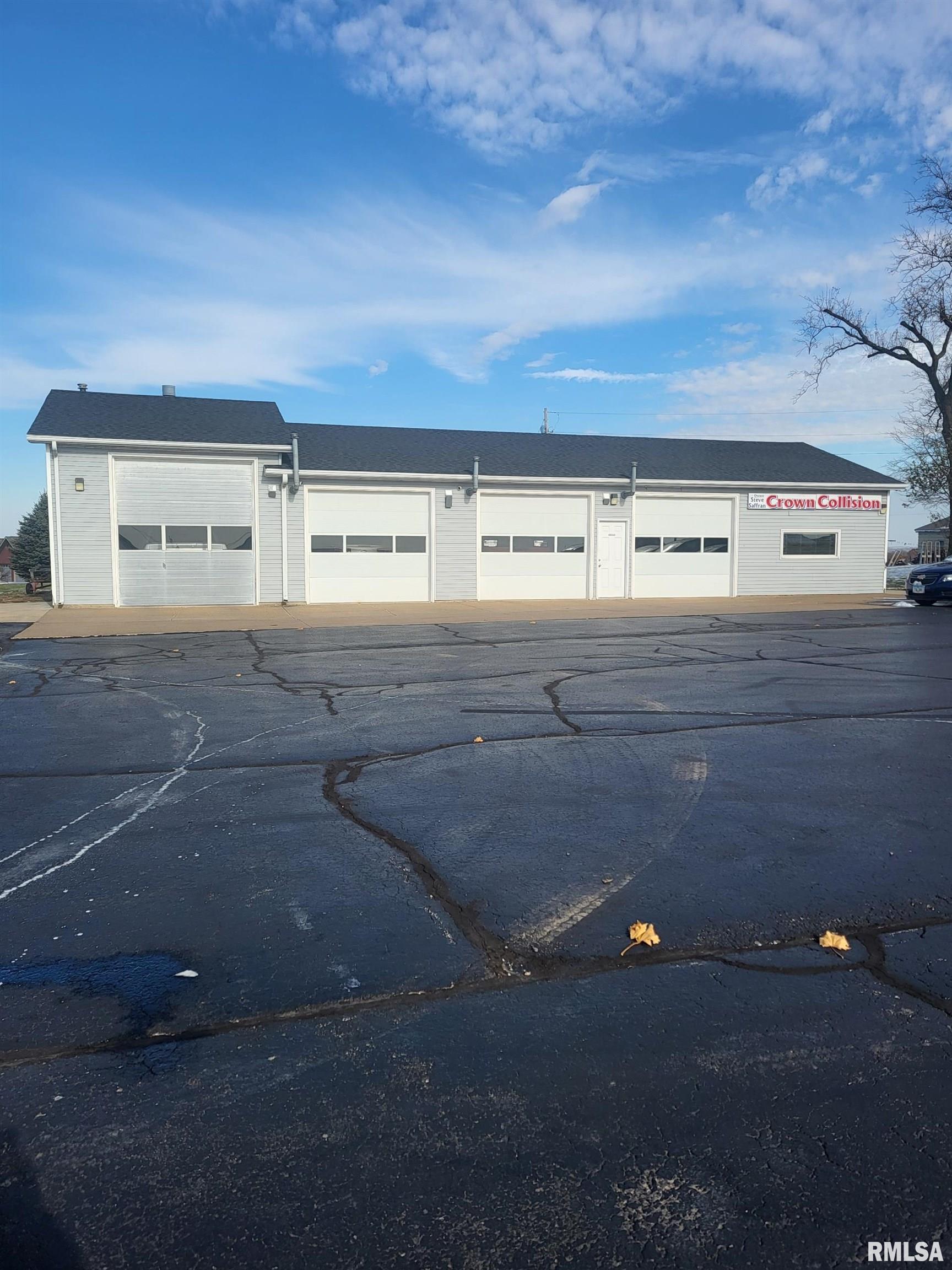 7812 Windy Ridge  Dubuque IA 52003