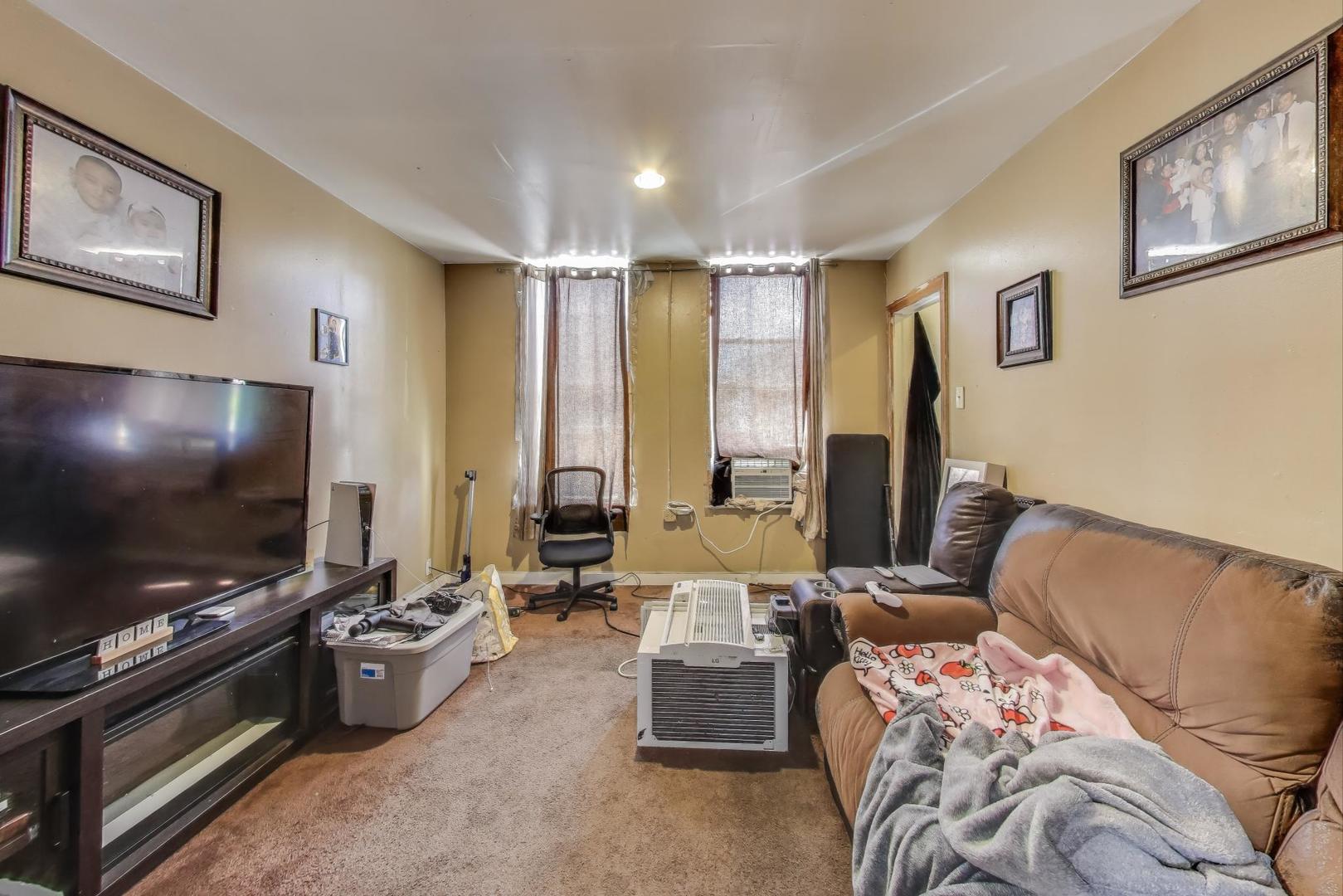 2625 Central Park Avenue  Chicago IL 60623