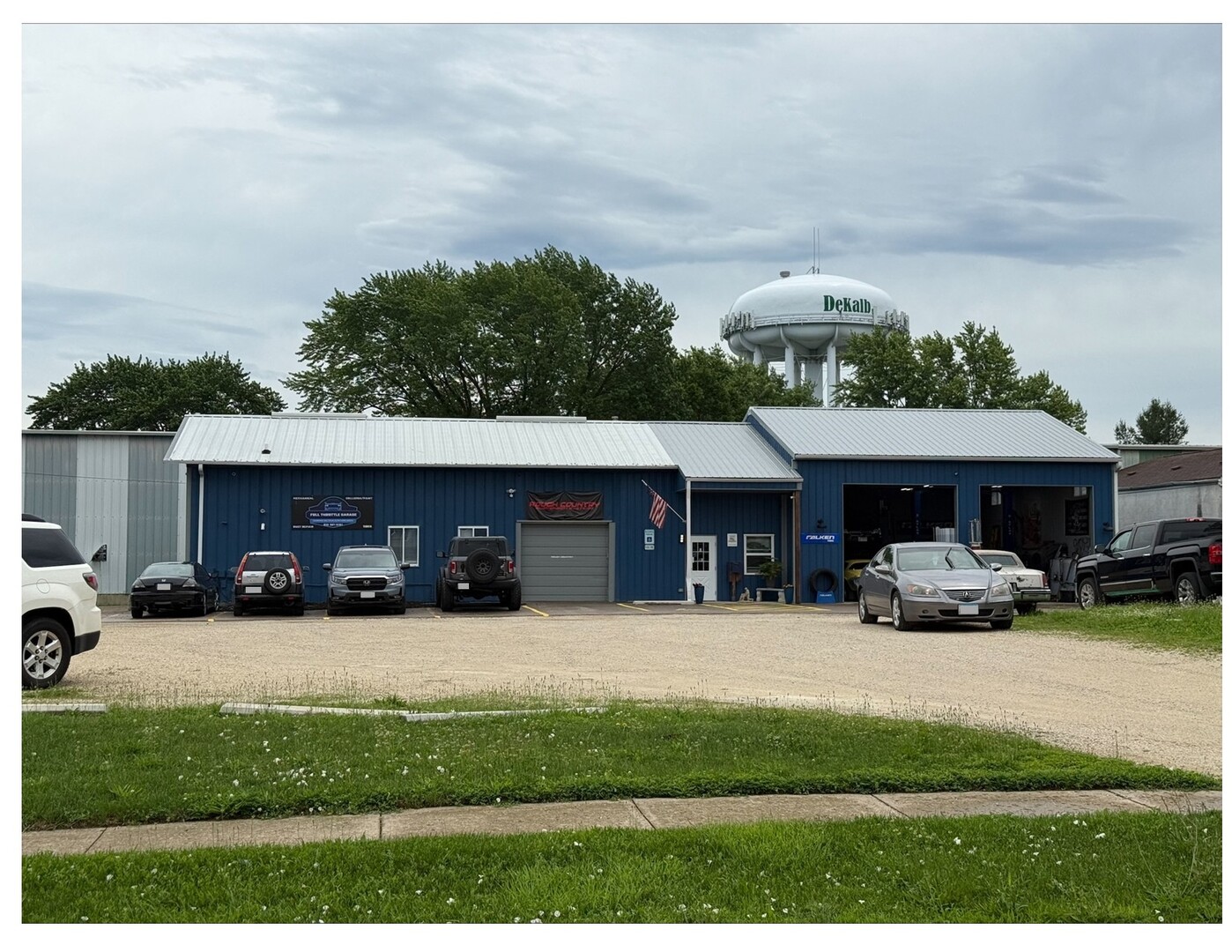 1016 Market Street DeKalb IL 60115