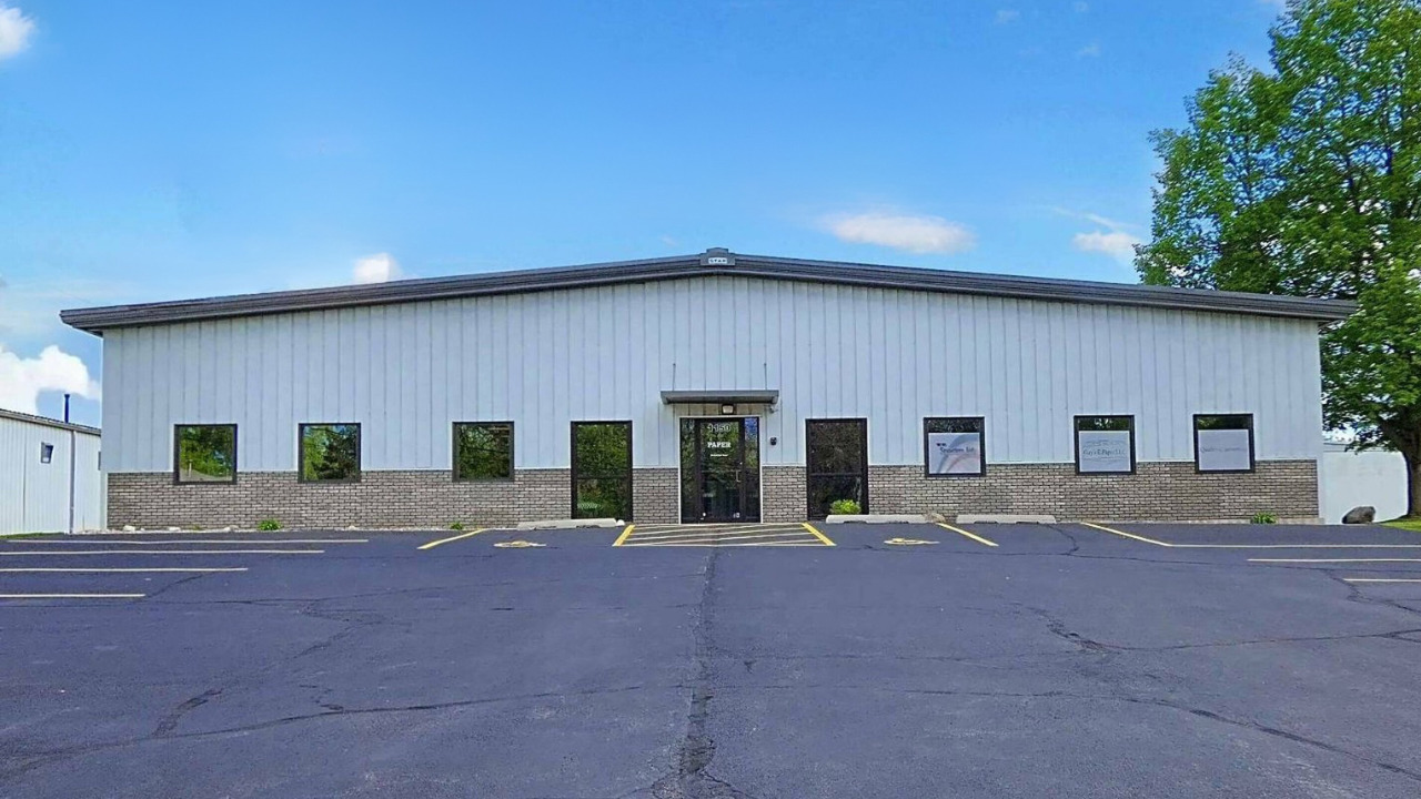 1150 McConnell Road  Woodstock IL 60098