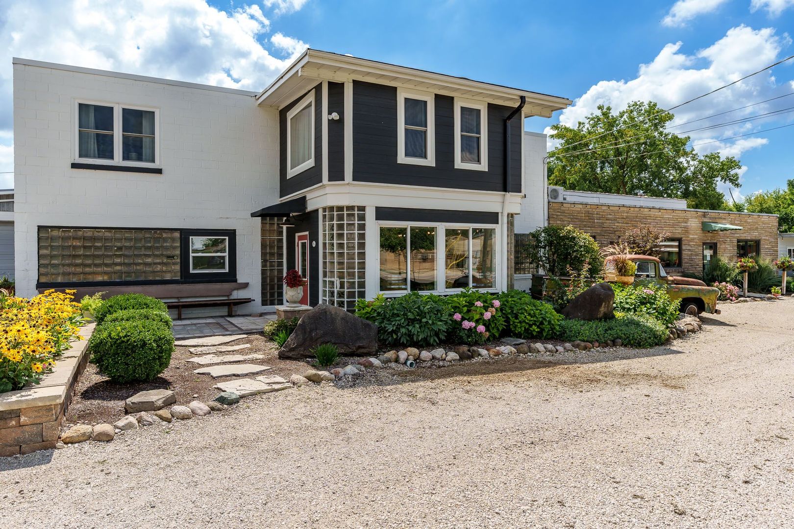 662 Park Avenue  Genoa IL 60135