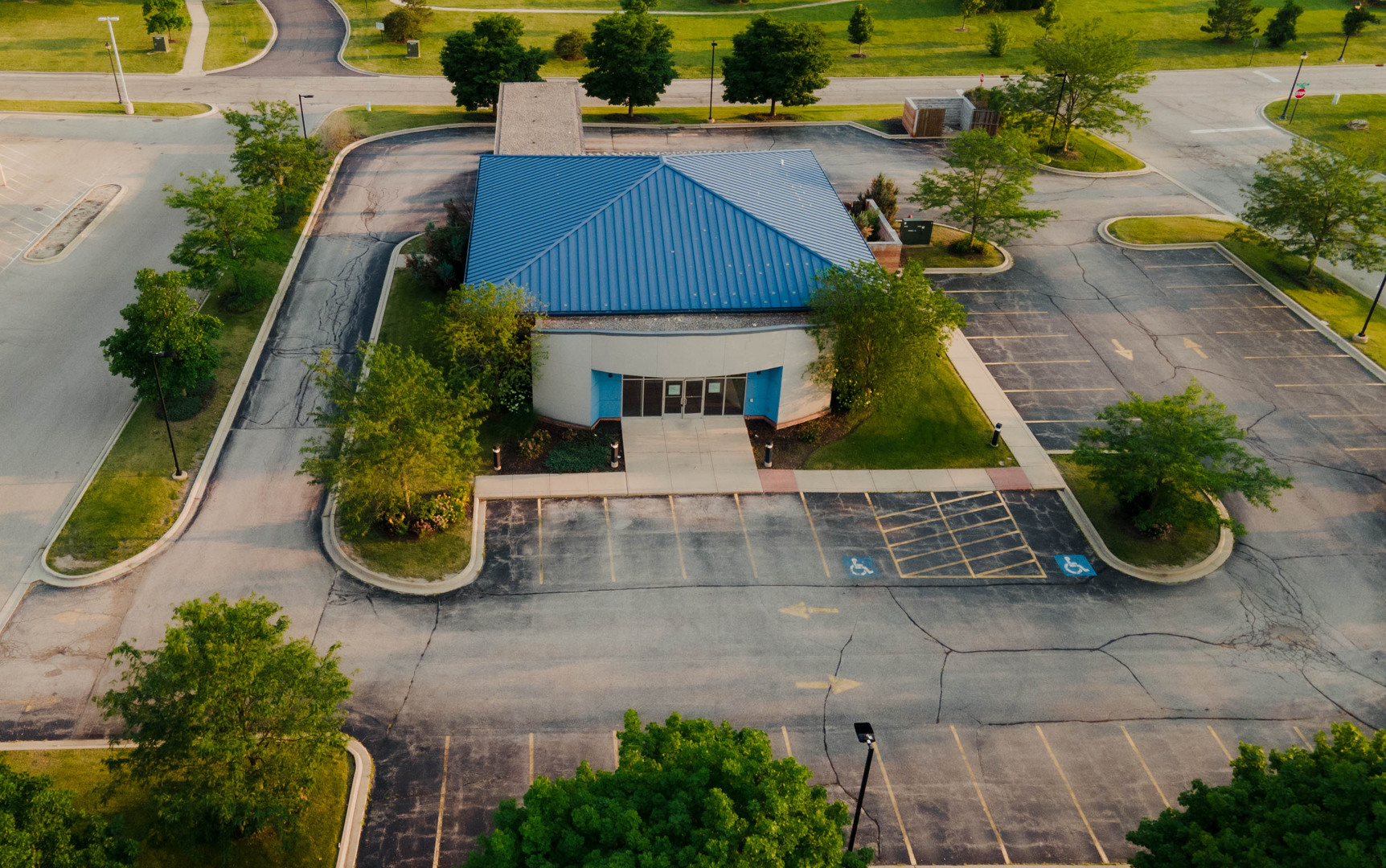 1271 Il Route 134   Round Lake IL 60073