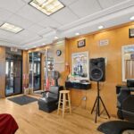 5941 Chicago Avenue  Chicago IL 60651