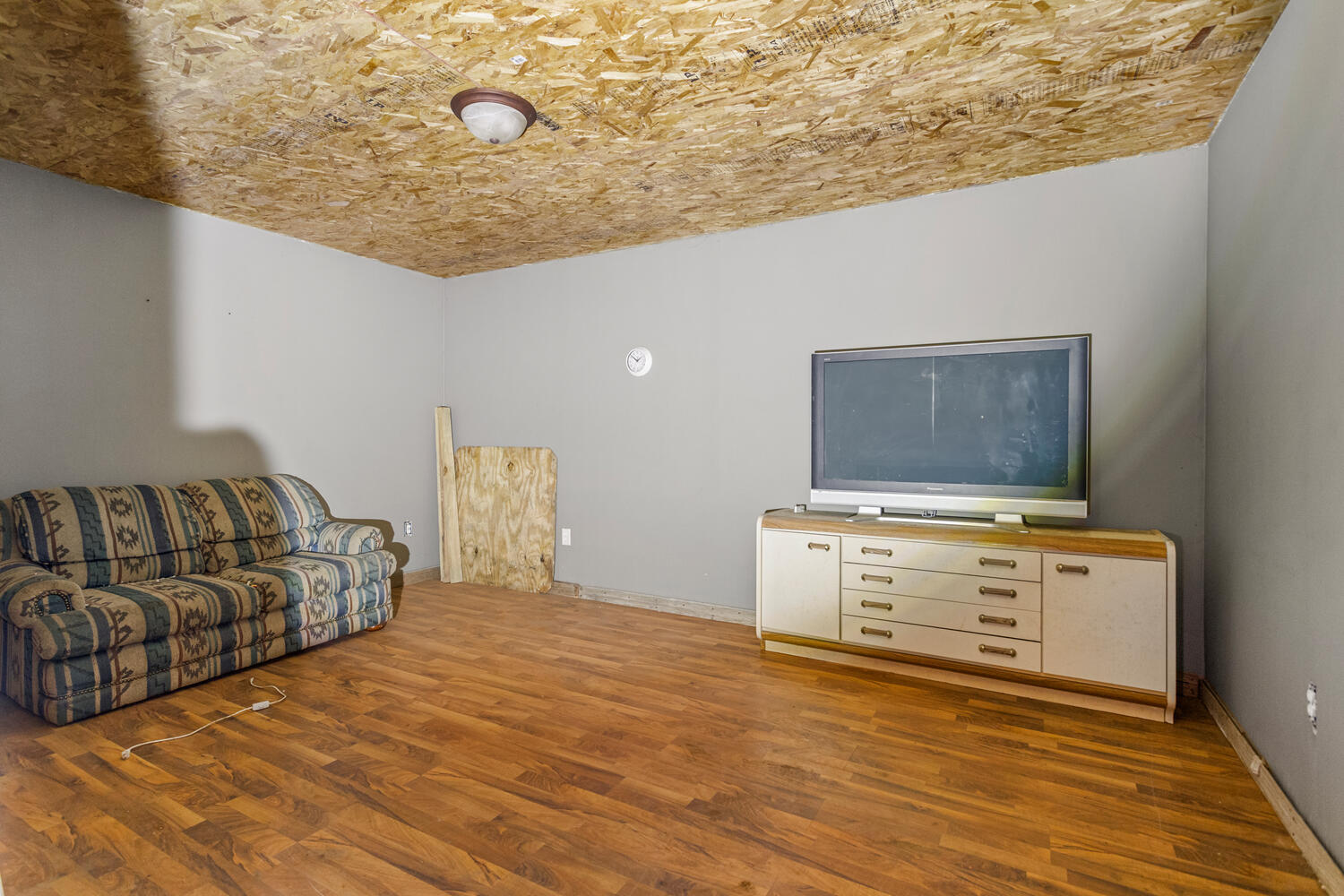 1110 County Road 2050E   Villa Grove IL 61956