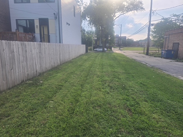 6315 Rhodes Avenue  Chicago IL 60637