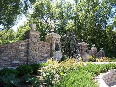 7001 Foxfire Drive  Crystal Lake IL 60012