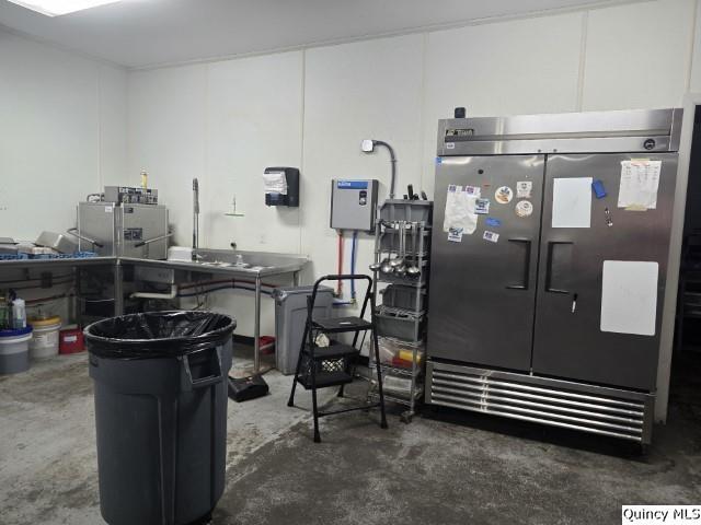120 5th Street  Bowen IL 62316