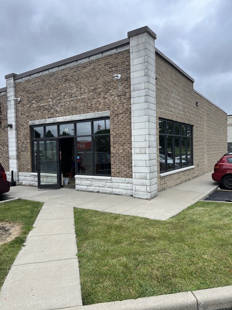 50 INDUSTRIAL Drive 114 Gilberts IL 60136