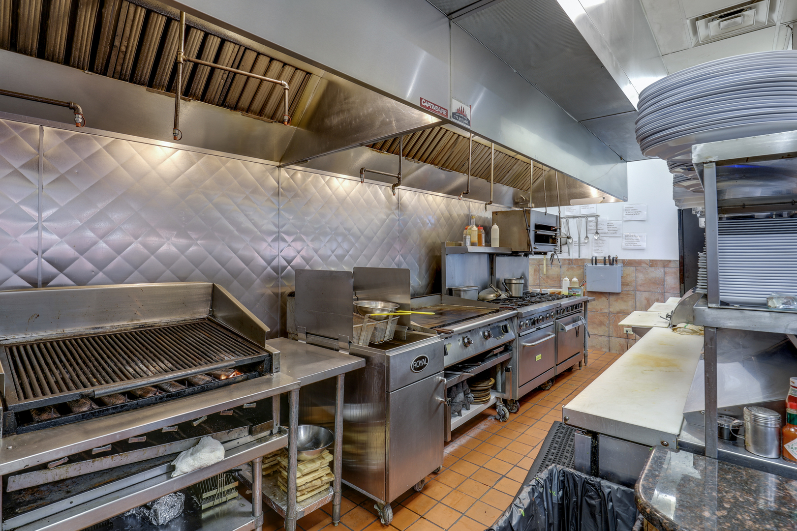 7138 Clark Street  Chicago IL 60626