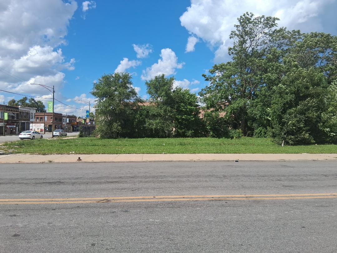 9259 Cottage Grove Avenue  Chicago IL 60619