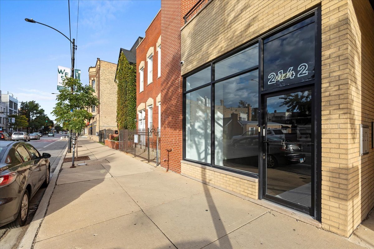 2142 Chicago Avenue 1 Chicago IL 60622
