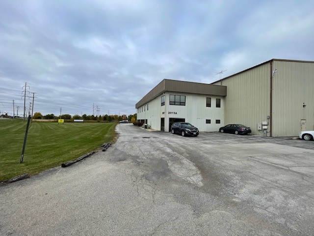 2015 ROUTE 34   Oswego IL 60543