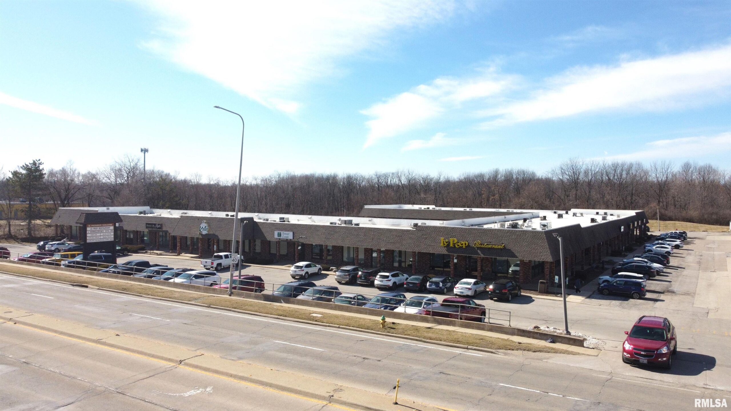 7501 UNIVERSITY Street 217-B Peoria IL 61614