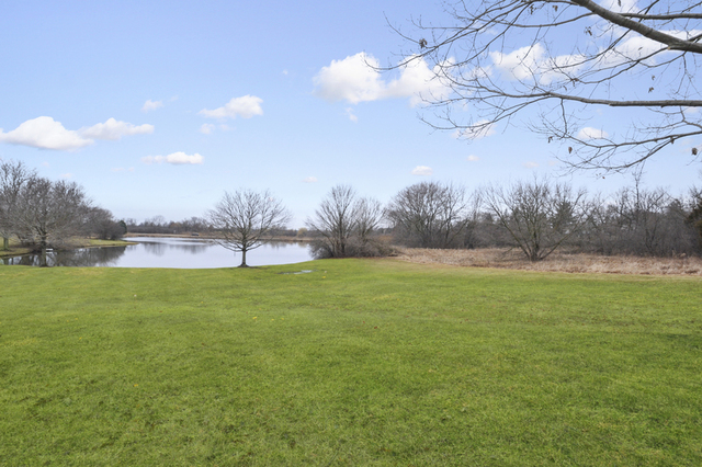 13 Pacer Trail South Barrington IL 60010