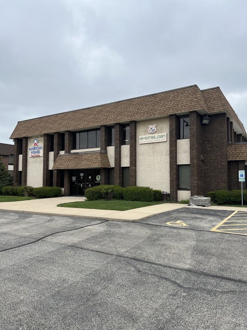 261 E Lake Street  Bloomingdale IL 60108