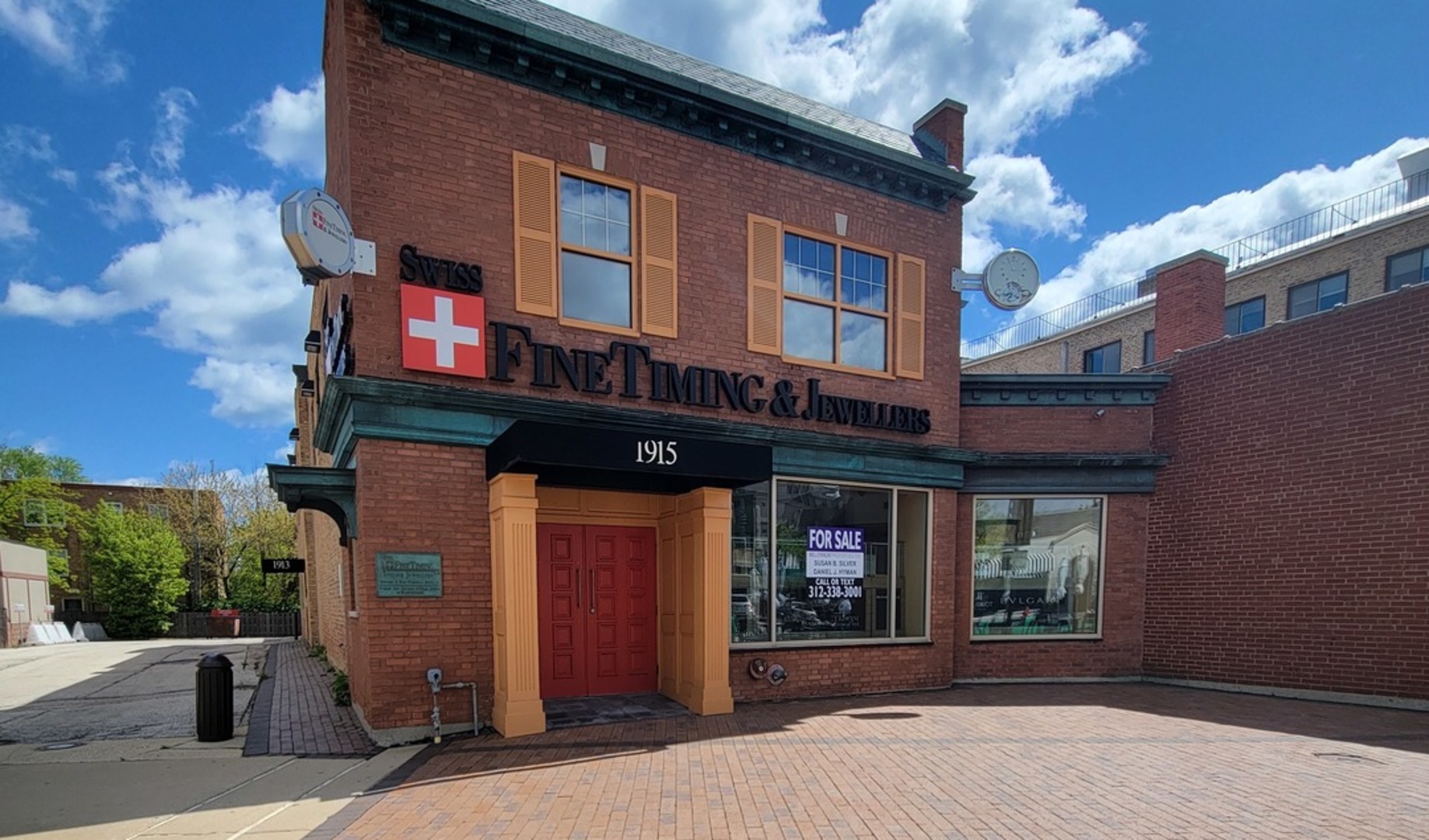 1913-15 Sheridan Road  Highland Park IL 60035